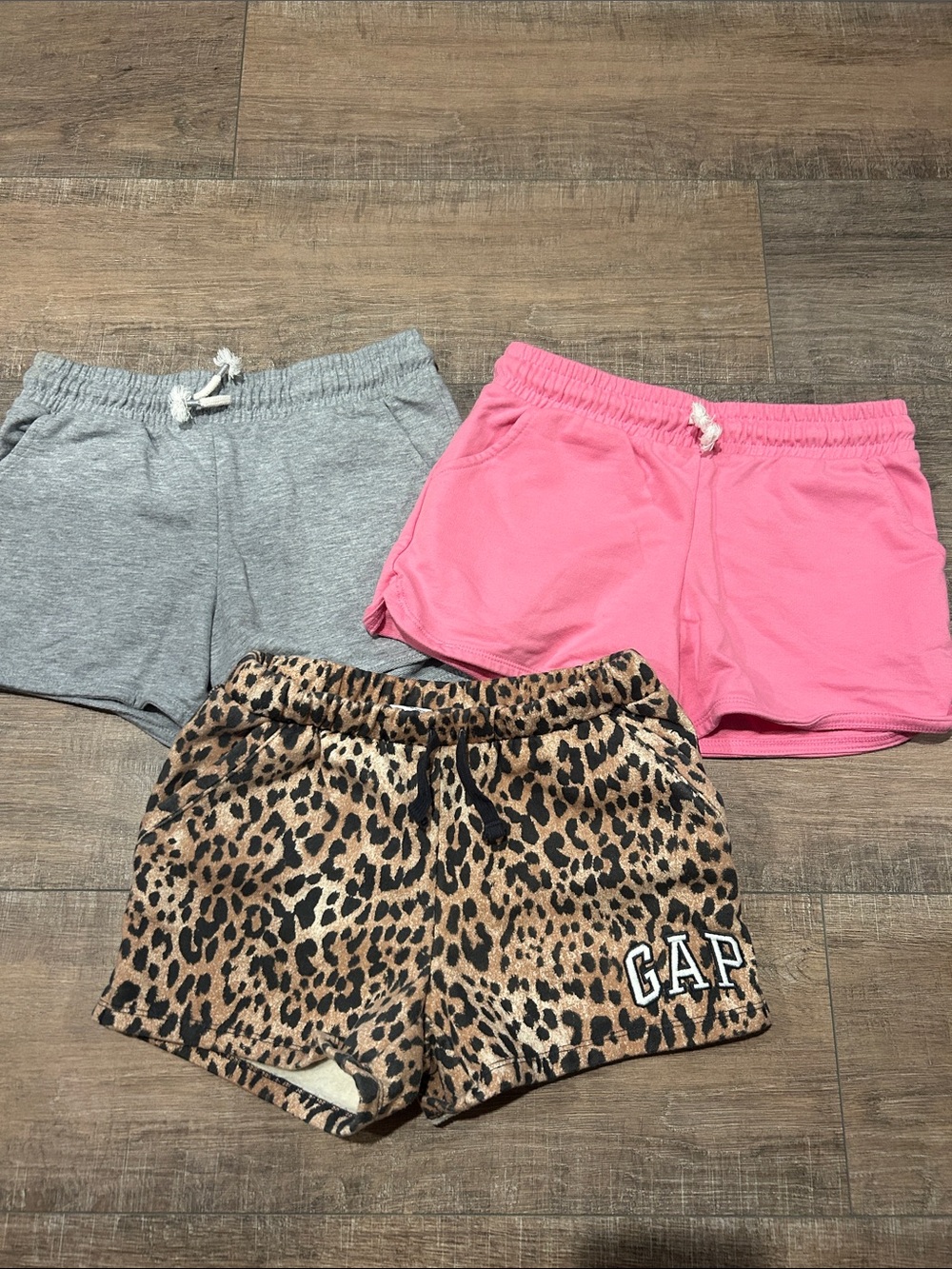 Cat & Jack L(10/12) Shorts